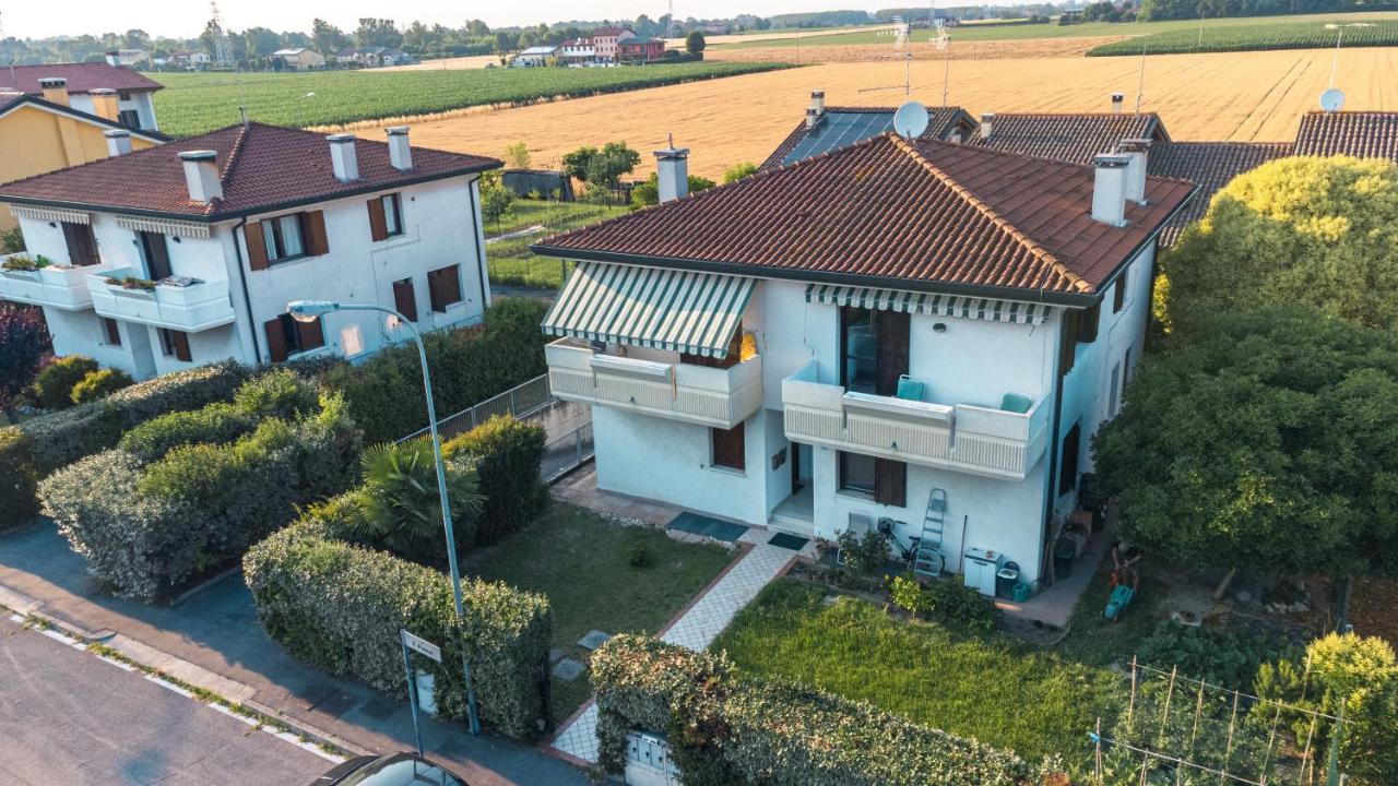 Апартаменти Te Vojo Ben -Furnished Flat- Санта-Марія-ді-Сала Екстер'єр фото