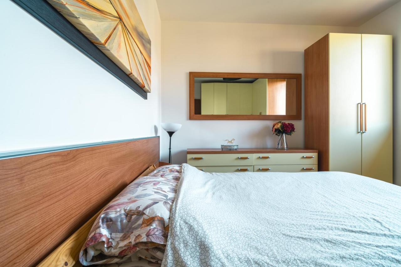 Апартаменти Te Vojo Ben -Furnished Flat- Санта-Марія-ді-Сала Екстер'єр фото