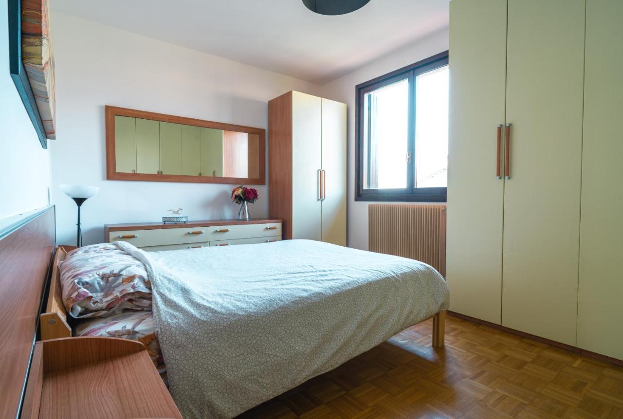 Апартаменти Te Vojo Ben -Furnished Flat- Санта-Марія-ді-Сала Екстер'єр фото