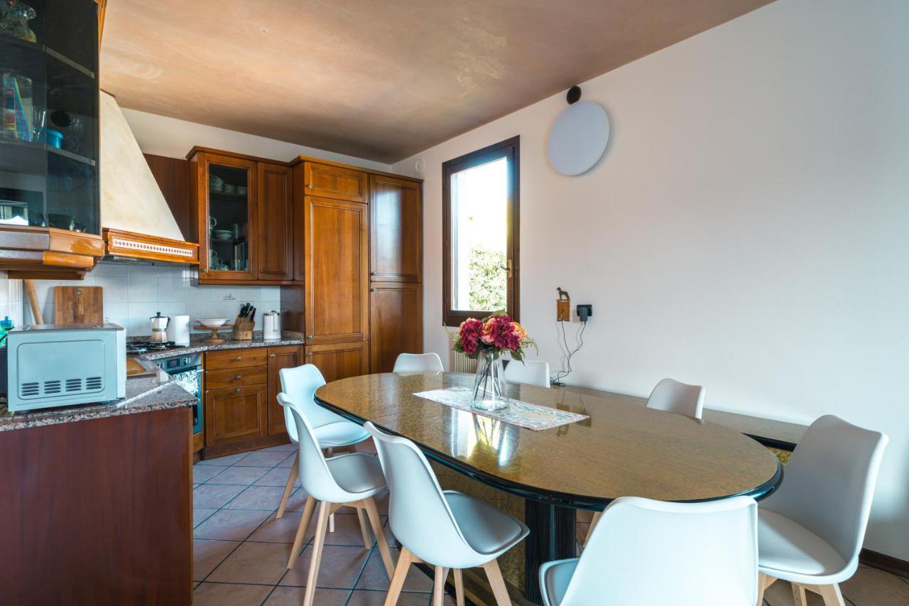 Апартаменти Te Vojo Ben -Furnished Flat- Санта-Марія-ді-Сала Екстер'єр фото