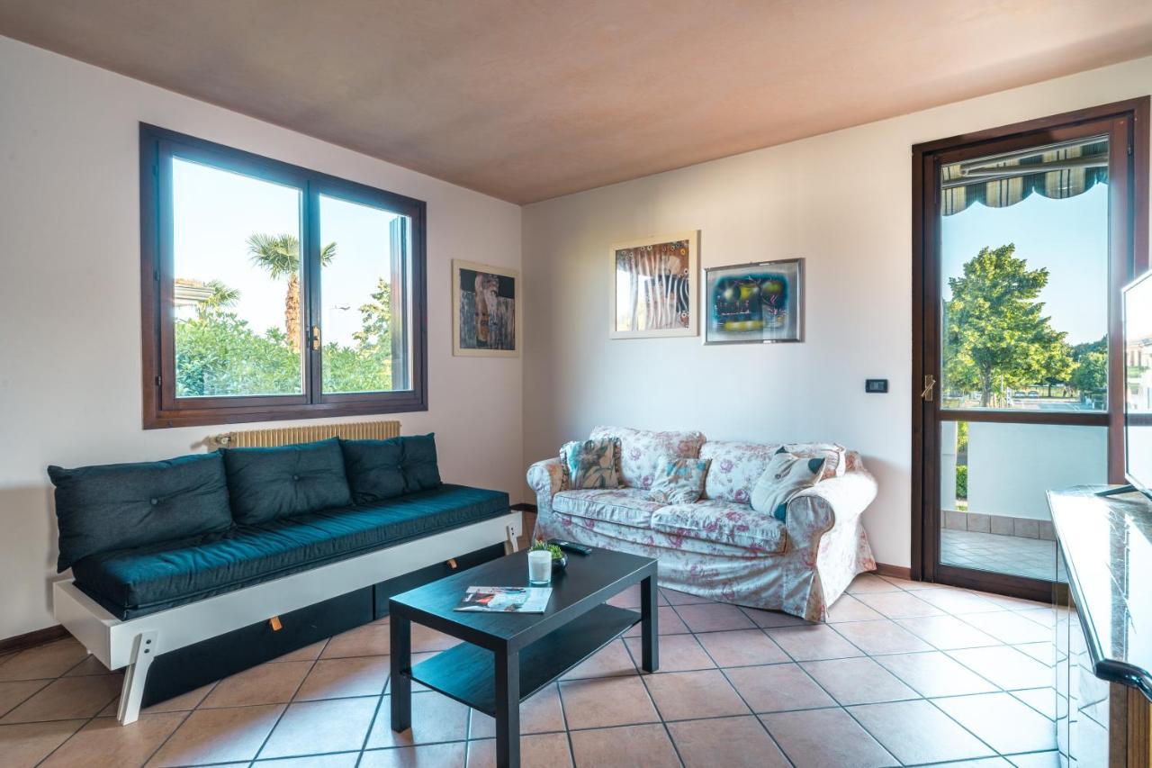Апартаменти Te Vojo Ben -Furnished Flat- Санта-Марія-ді-Сала Екстер'єр фото
