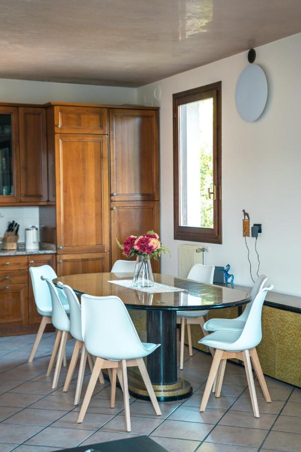Апартаменти Te Vojo Ben -Furnished Flat- Санта-Марія-ді-Сала Екстер'єр фото