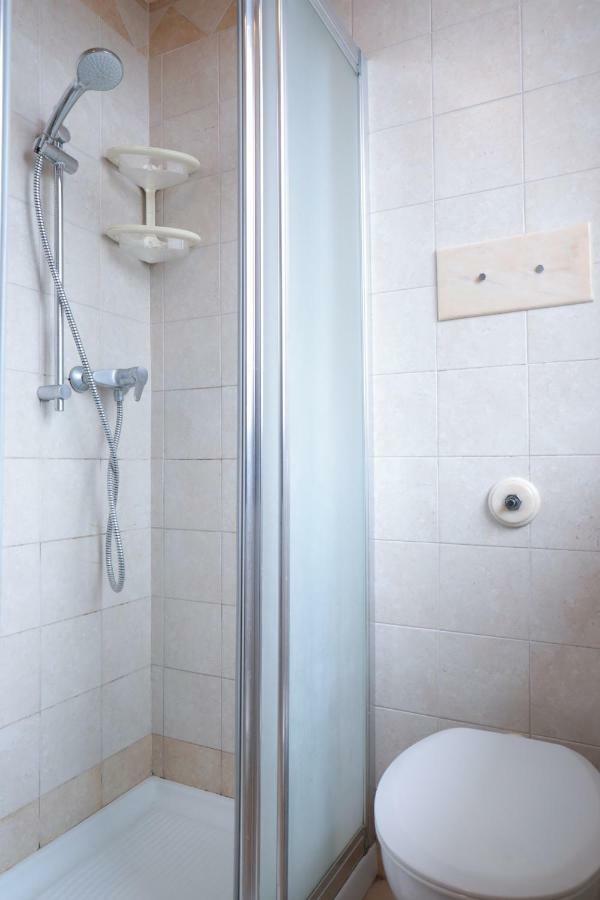 Апартаменти Te Vojo Ben -Furnished Flat- Санта-Марія-ді-Сала Екстер'єр фото